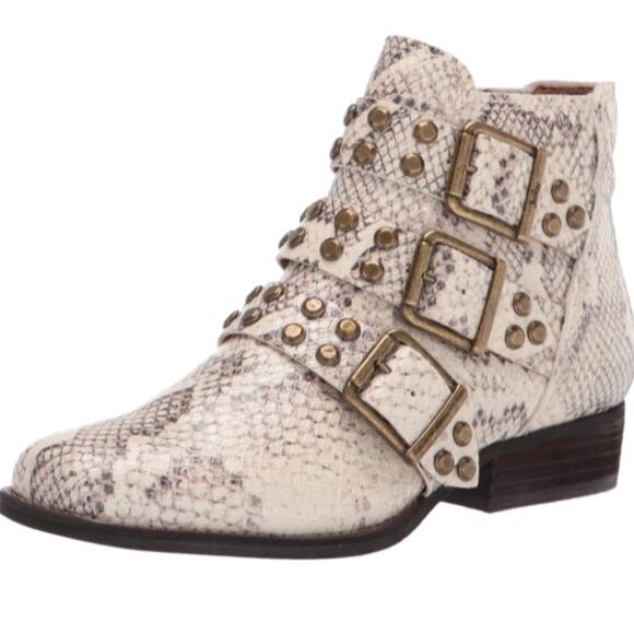Zodiac Adele Snake Print Ankle Boots Size 5.5 Buckle & Grommet Hardware, New - Picture 1 of 6